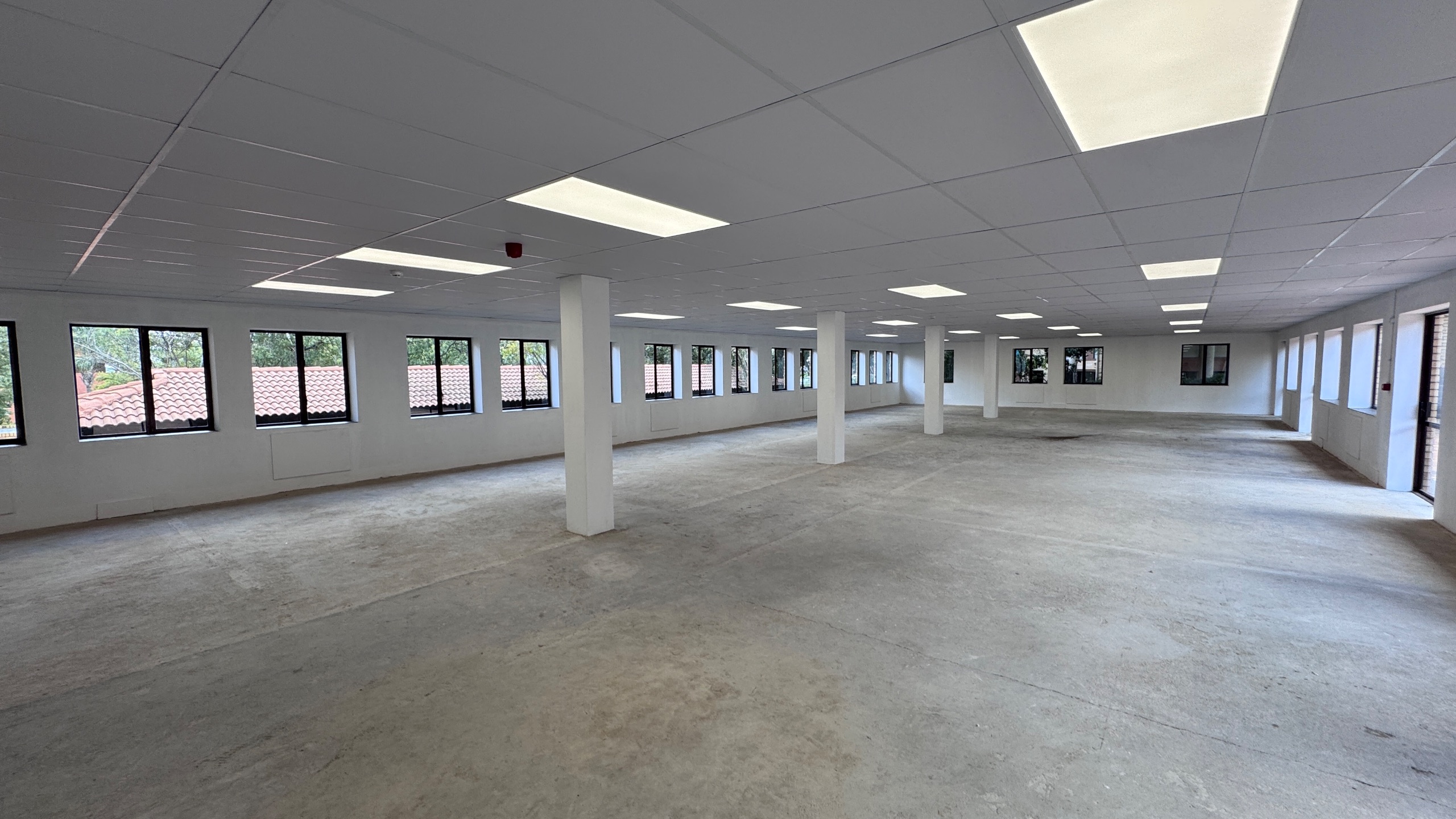 Renovated 379m2 Ground-Floor Office with Direct Garden Access in White-Box Condition | Kernick House, Waterfall Park, Vorna Valley — floor plan 5