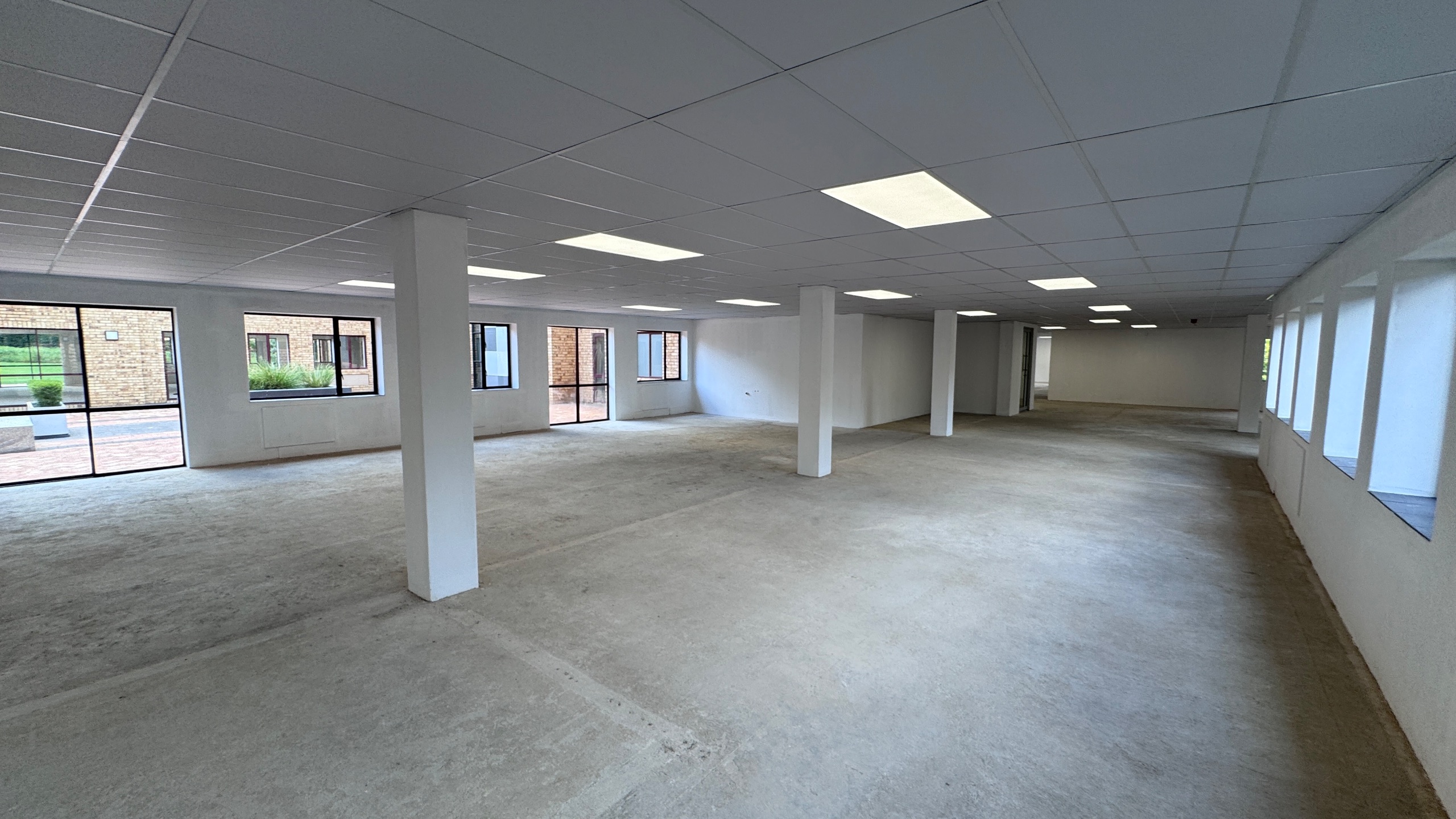 Renovated 379m2 Ground-Floor Office with Direct Garden Access in White-Box Condition | Kernick House, Waterfall Park, Vorna Valley — floor plan 7