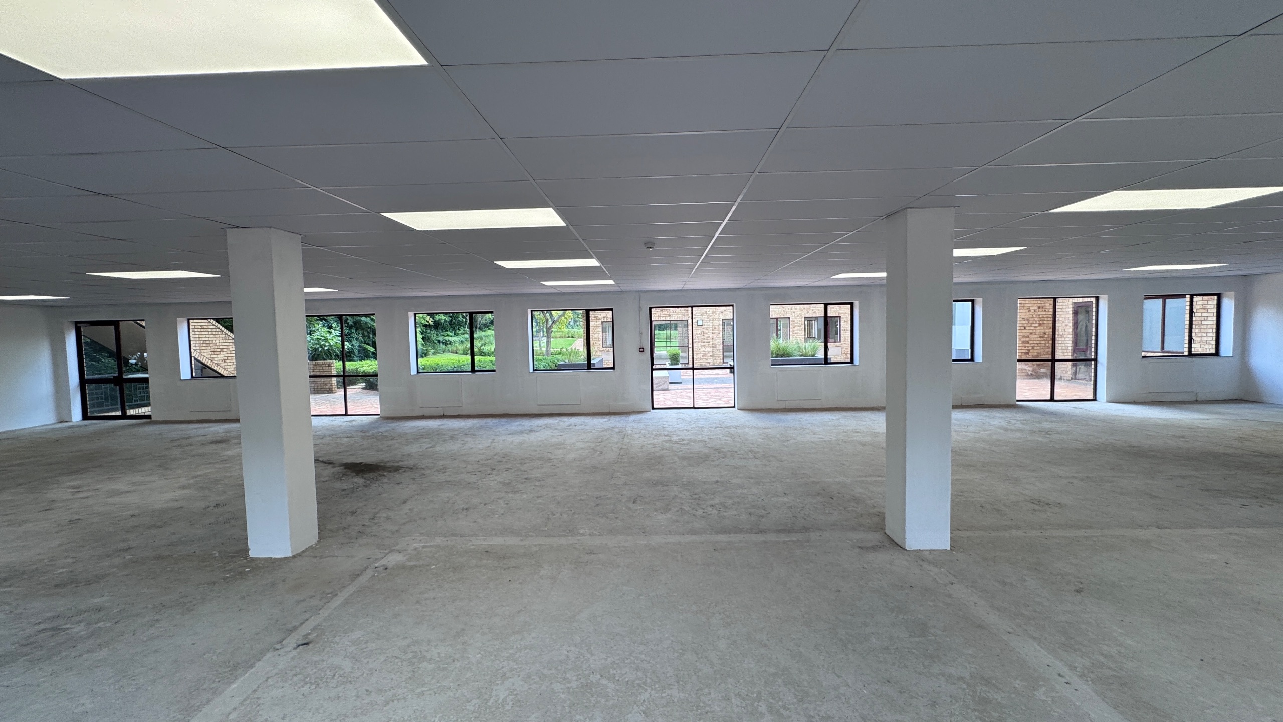 Renovated 379m2 Ground-Floor Office with Direct Garden Access in White-Box Condition | Kernick House, Waterfall Park, Vorna Valley — floor plan 6