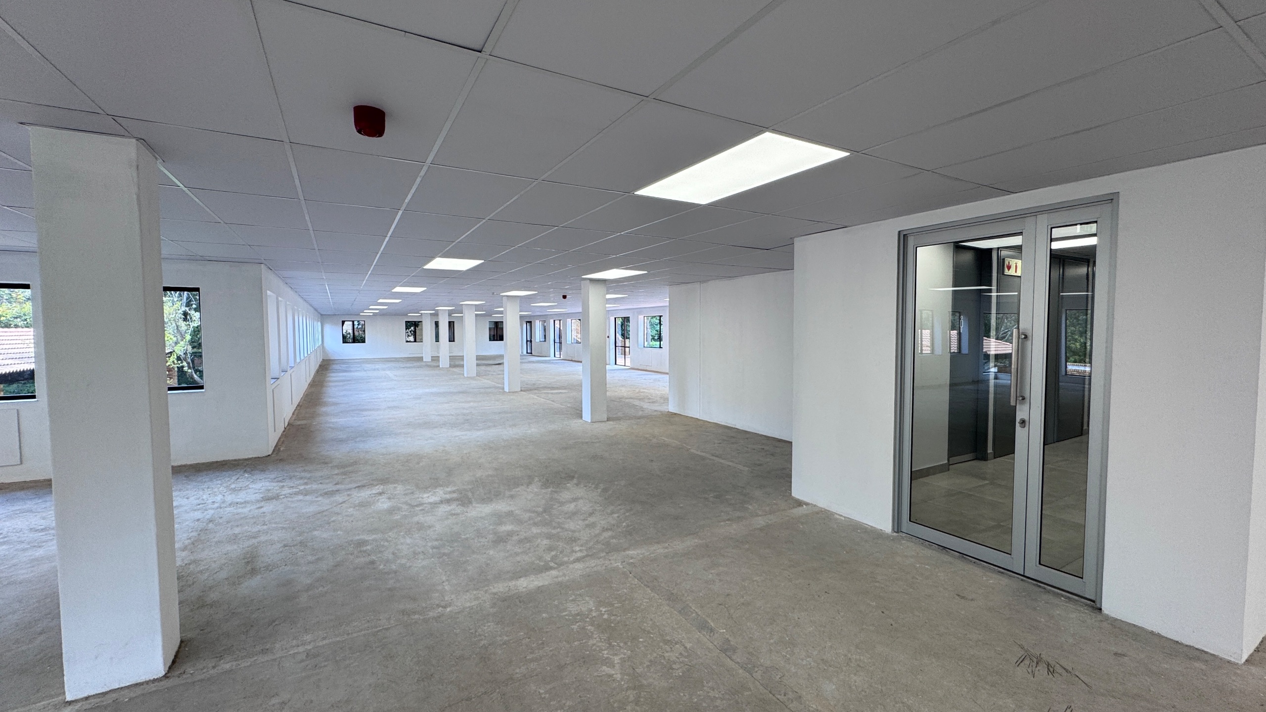 Renovated 379m2 Ground-Floor Office with Direct Garden Access in White-Box Condition | Kernick House, Waterfall Park, Vorna Valley — floor plan 2